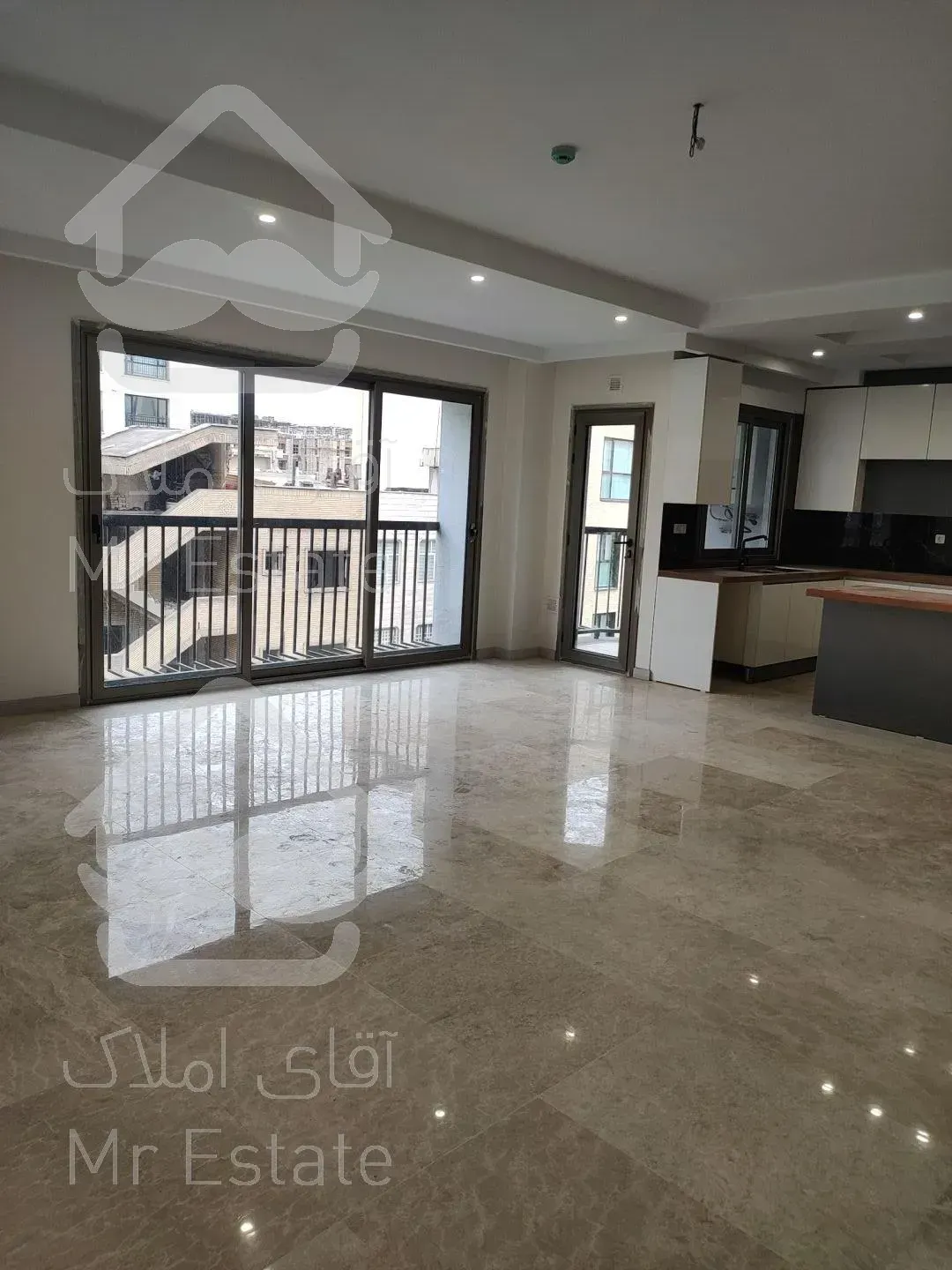 سعادت آباد 115متر کلید نخورده