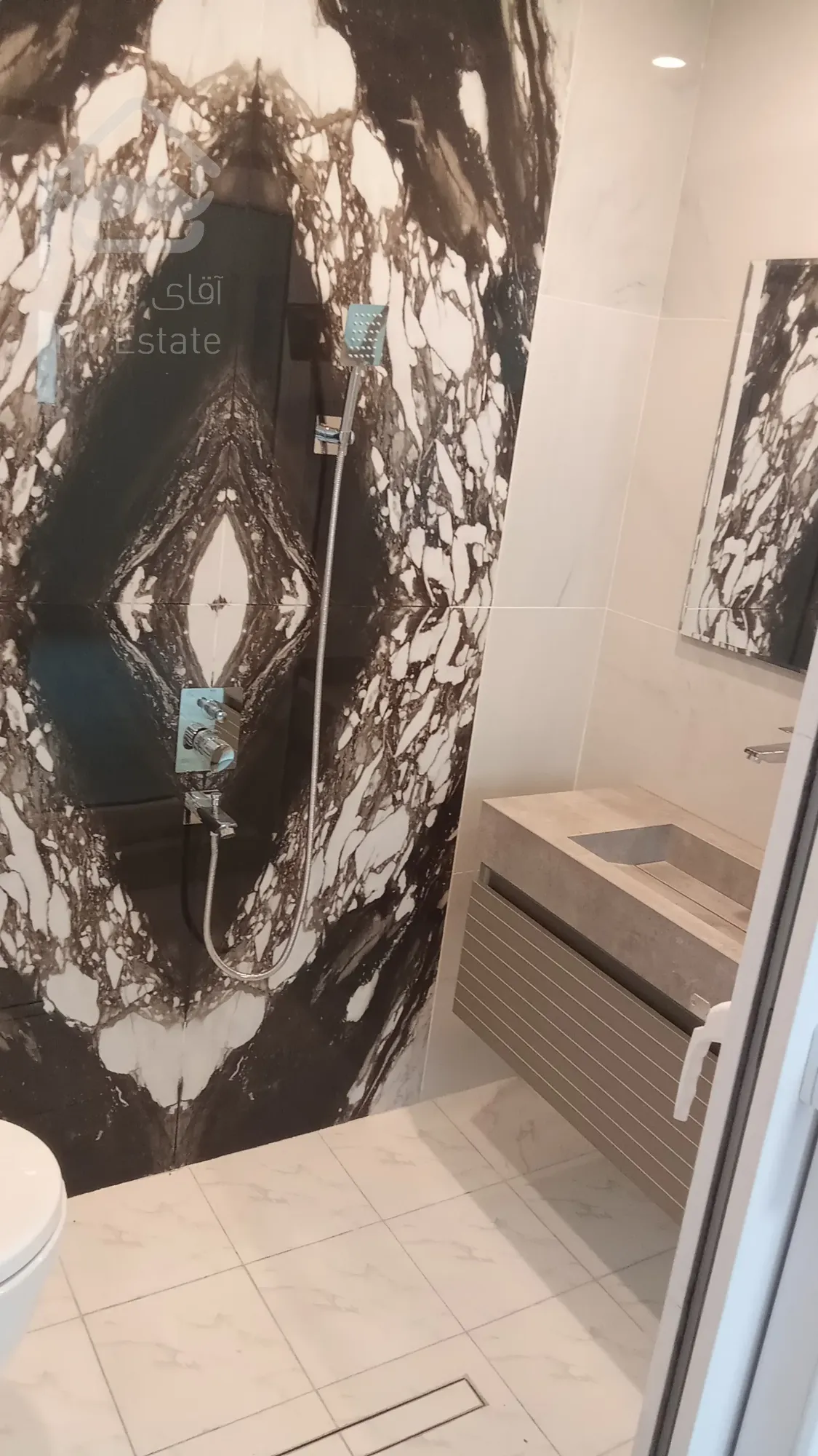 فروش 97 متر پاسداران