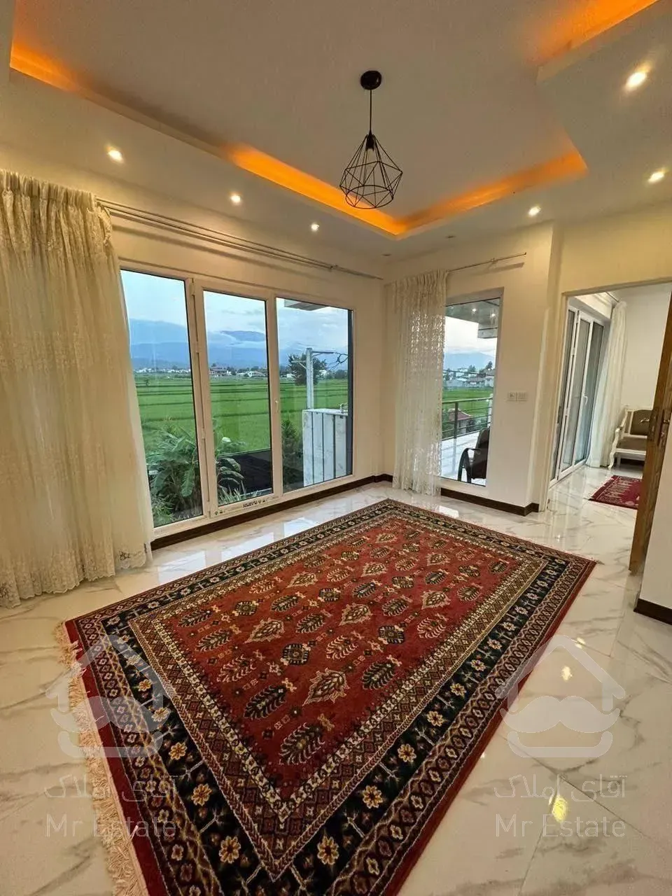 فروش ویلا تریبلکس ۳۰۰ متری در چمستان