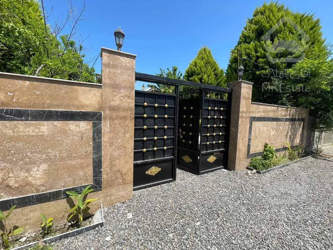 300مترویلا/منطقه باطراوت/بهای کل3500