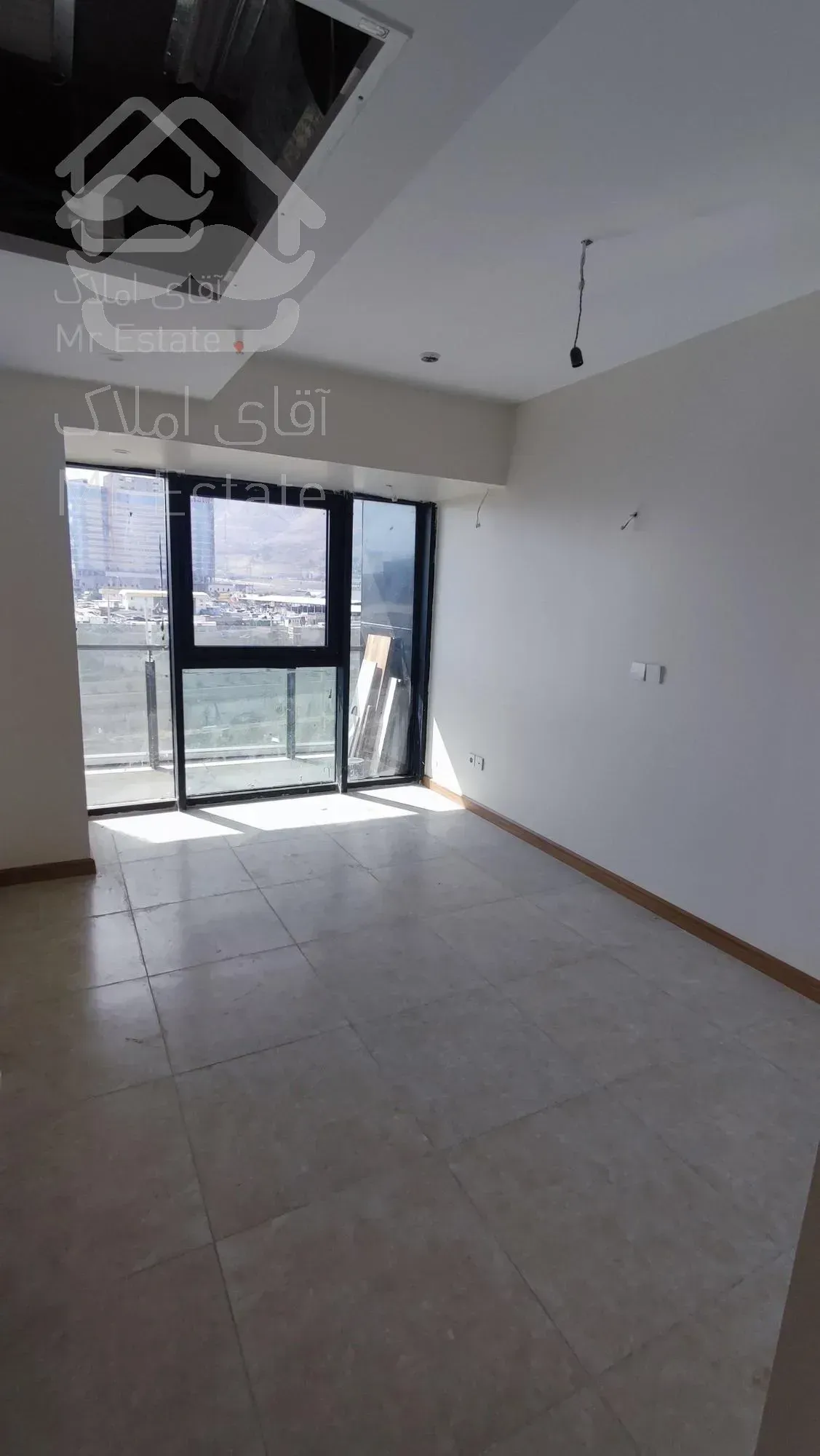 اجاره آپارتمان 114 متری در برج نوساز الماس شیشه ای