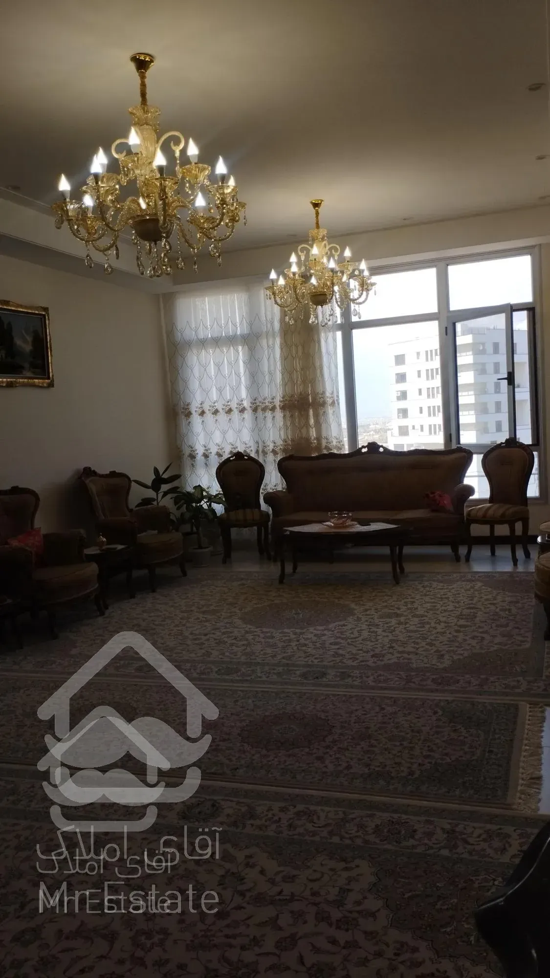 برج آپارتمان ارگ زعفرانیه قم 123متری