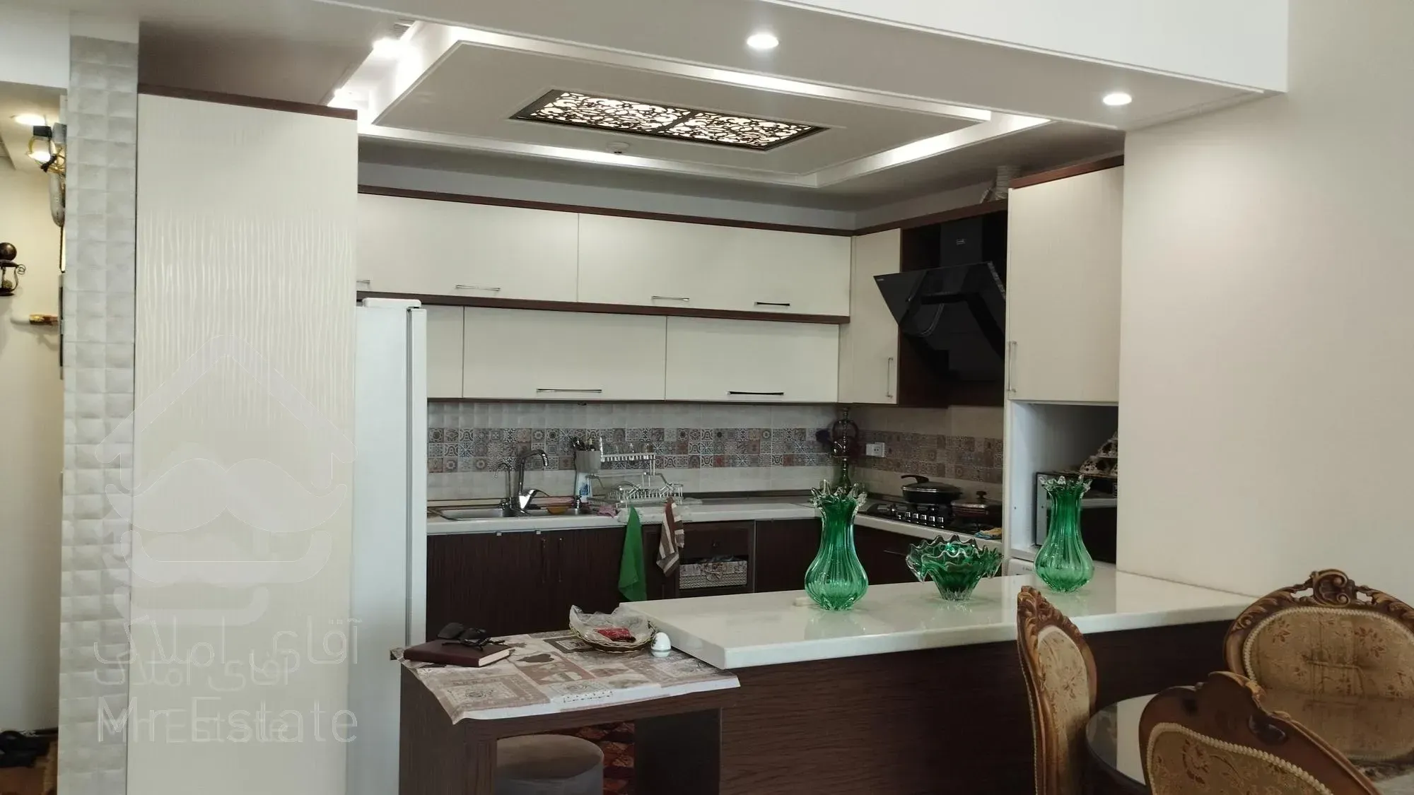 برج آپارتمان ارگ زعفرانیه قم 123متری