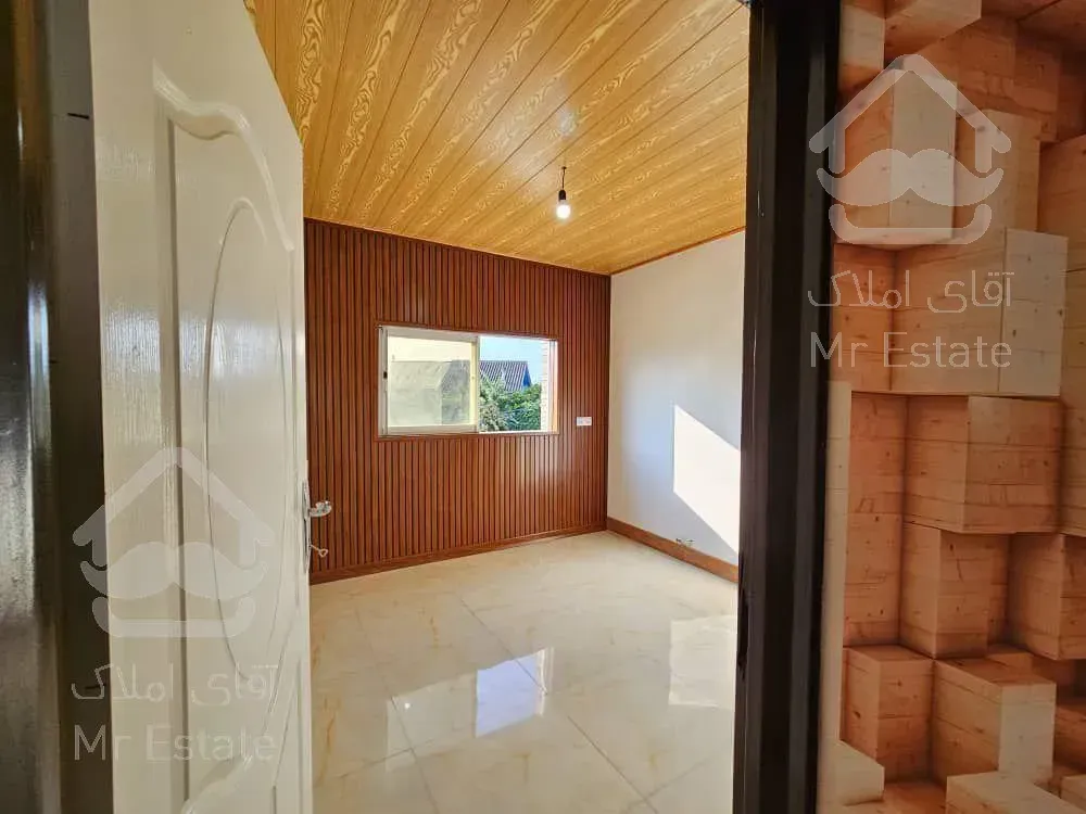 ویلااستـخردار/حیاط دلباز با آلاچـیق/قیـمت کل