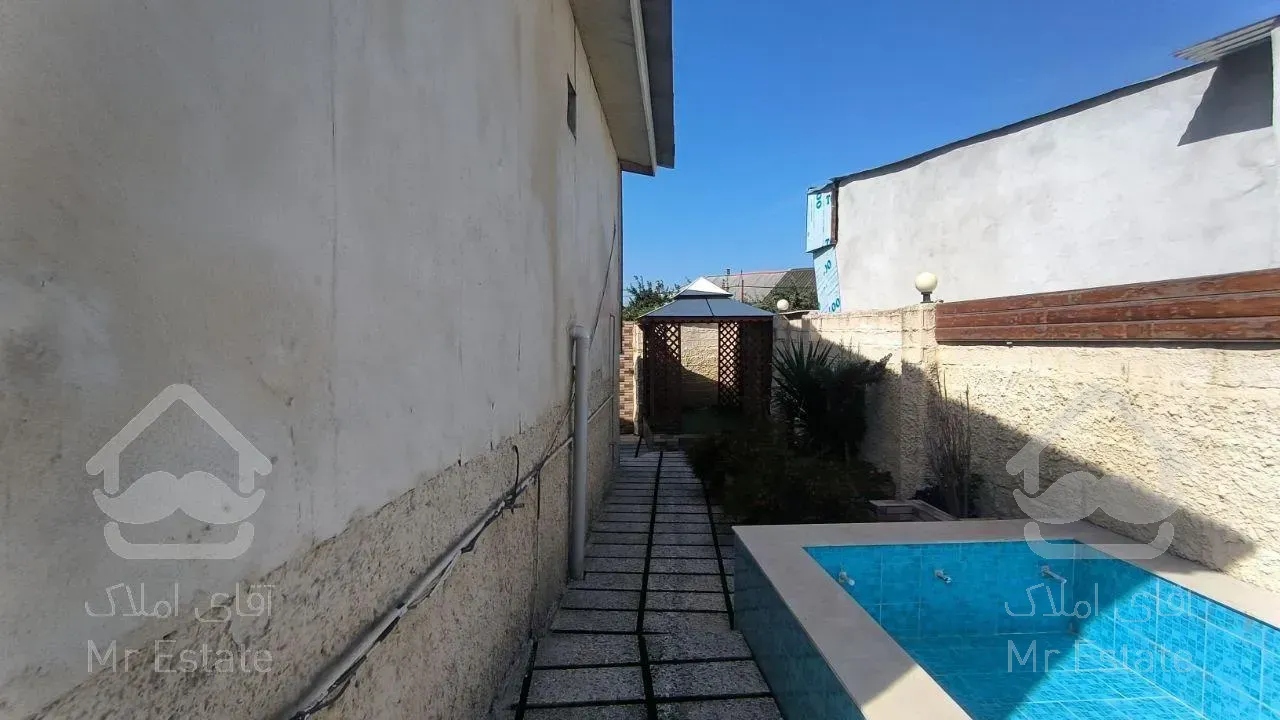 ویلااستـخردار/حیاط دلباز با آلاچـیق/قیـمت کل