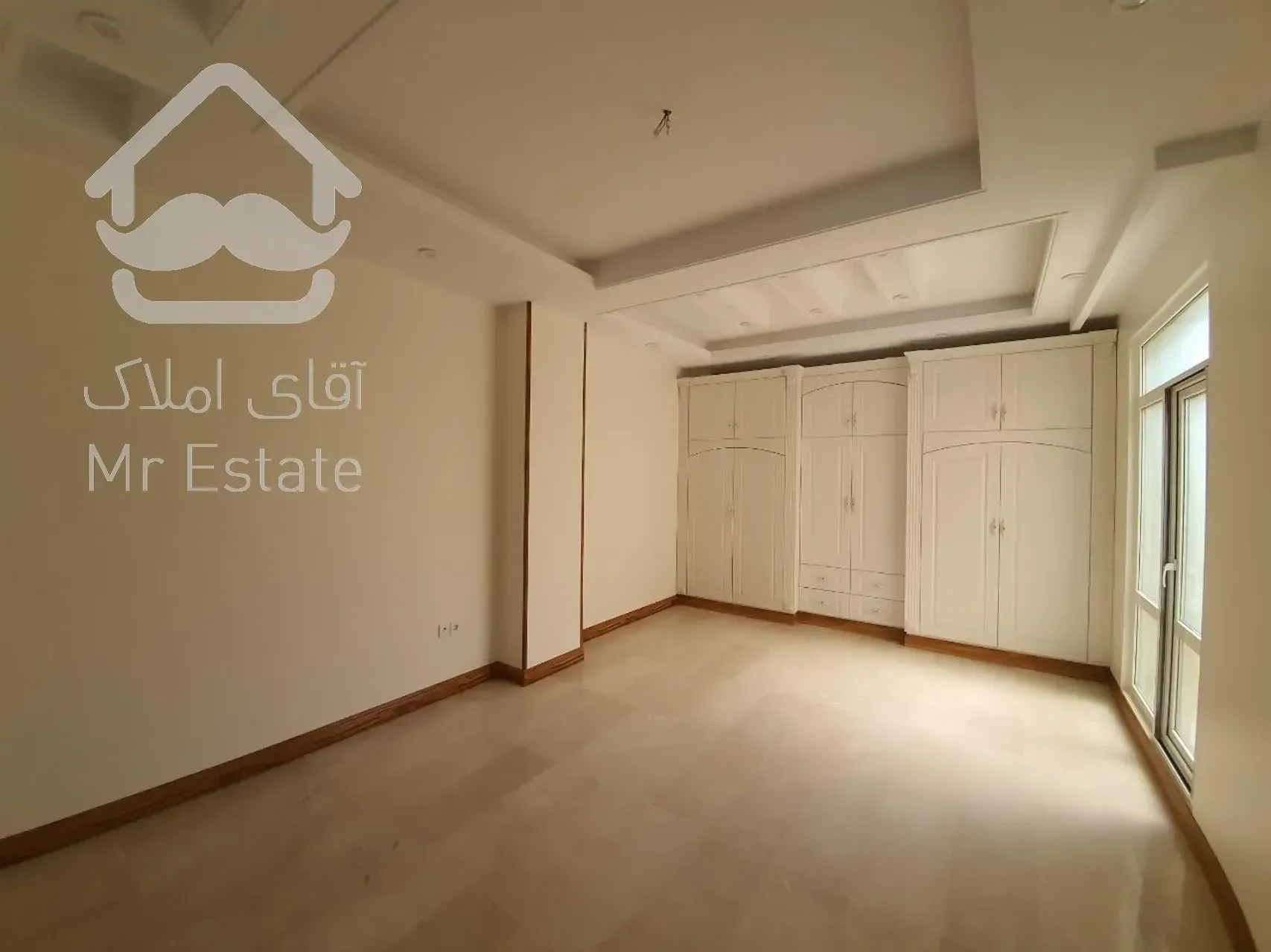 ۱۵۵ متر سه خواب شخصی ساز شهرک راه اهن