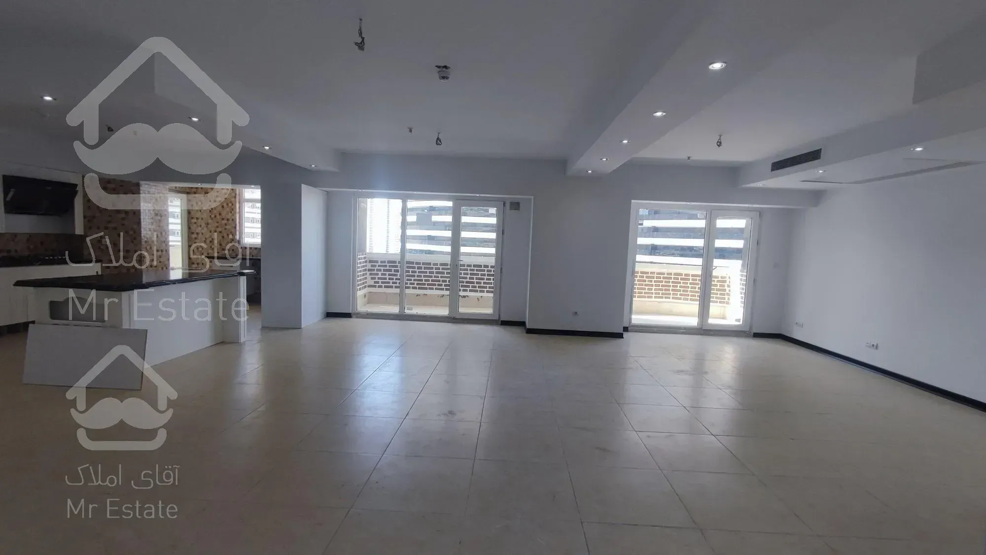 فروش آپارتمان ۱۷۵ متر ۲ خواب جنوبی تراس دار