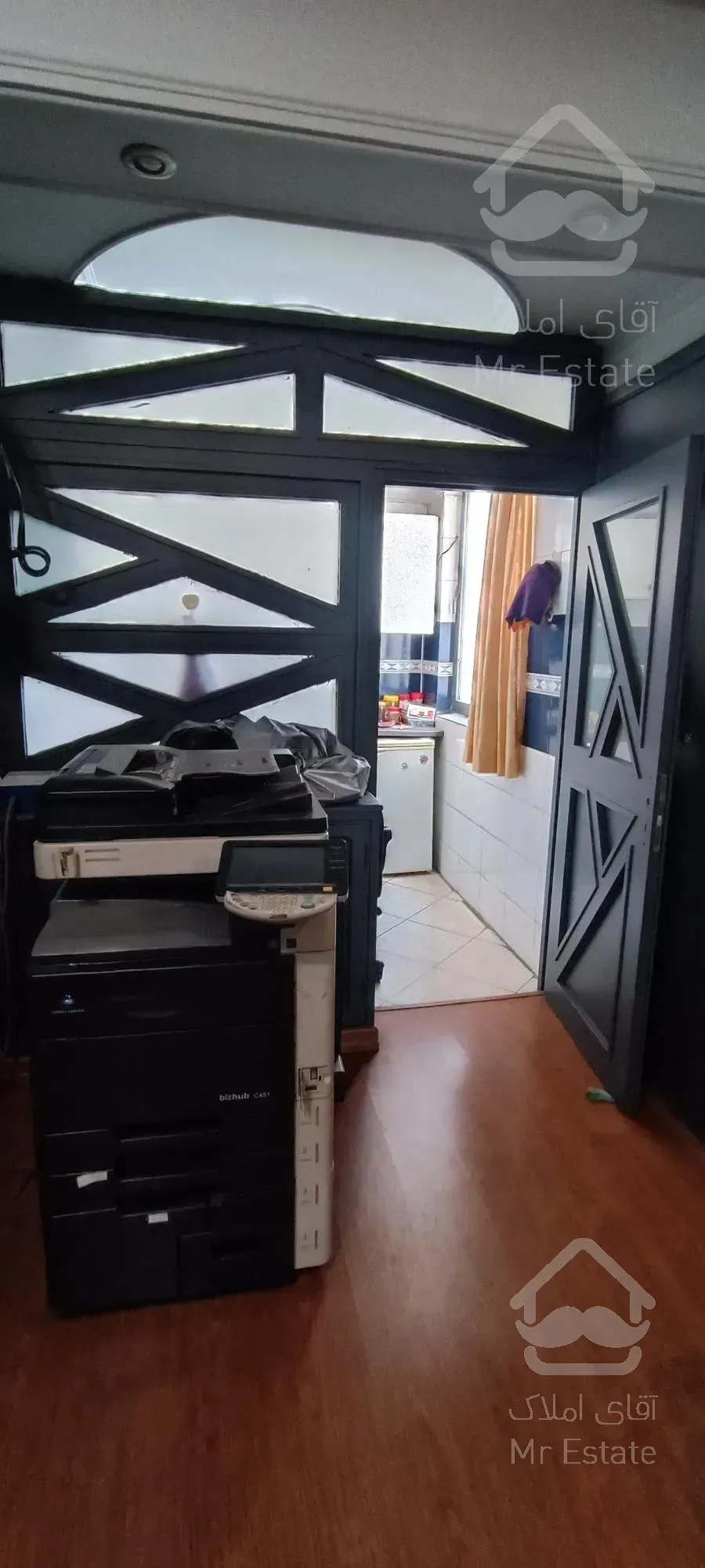 سند اداری ۹۰ متر بر اصلی