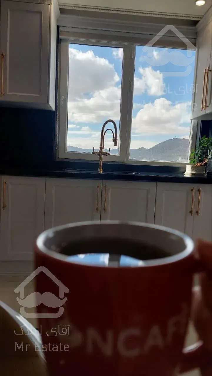 فروش آپارتمان ۱۸۵ متری ویو ابدی محدوده شریعتی