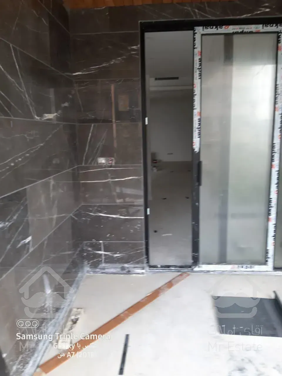 ۲۳۰متر ۴۰۳ تکواحدویوابدی تاپ‌لوکیشن