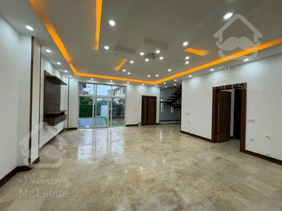 فروش ویلا مستقل ۲۸۰ متری در رویان