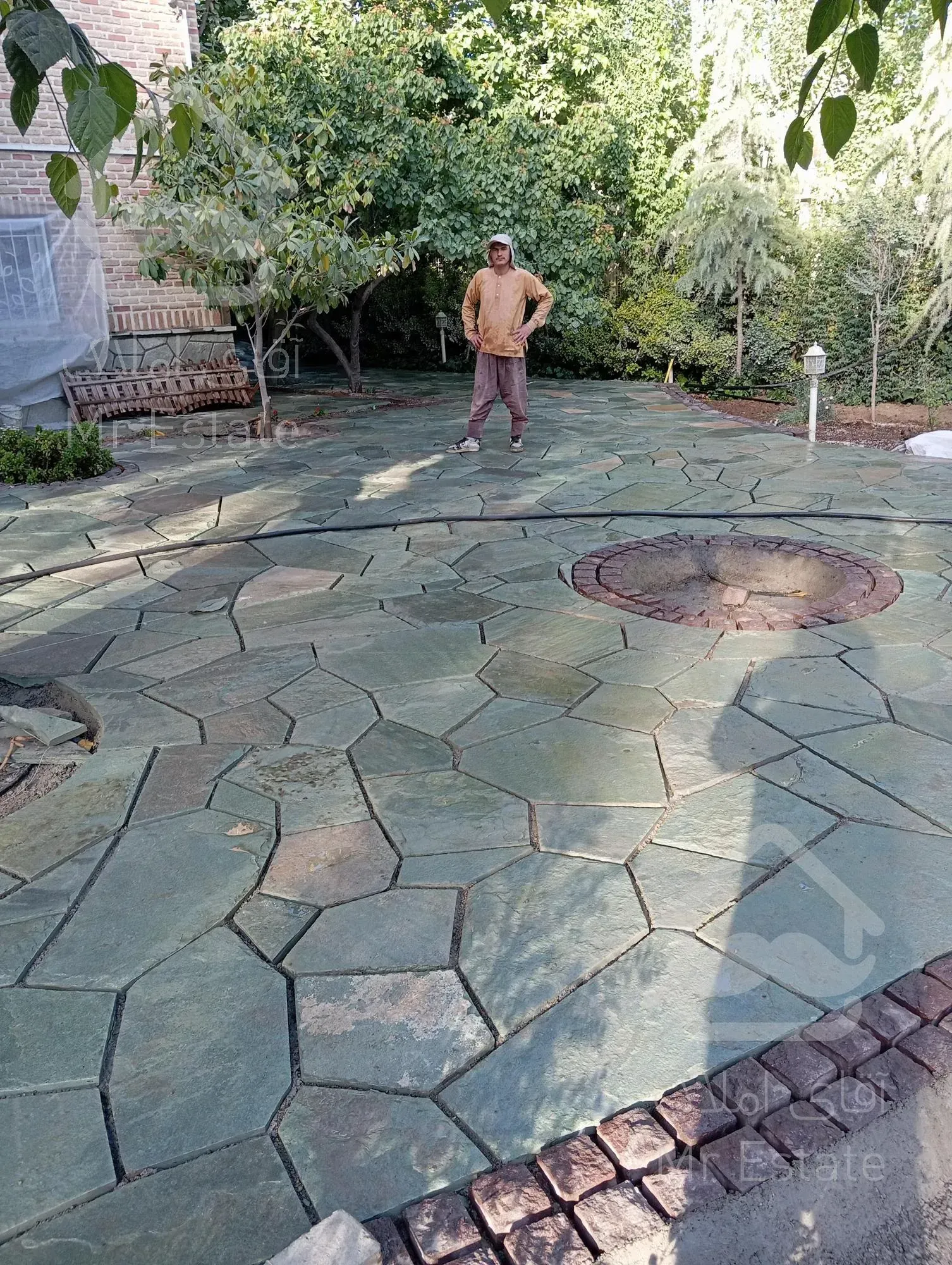 اجرای سنگ لاشه سنگ مالون سنگ ورقه ای رشیدی در تهران دماوند