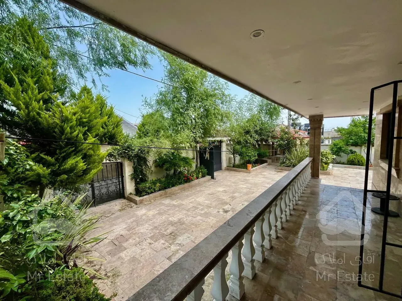 ویلاباغ 500متری مبله شهرکی دنج