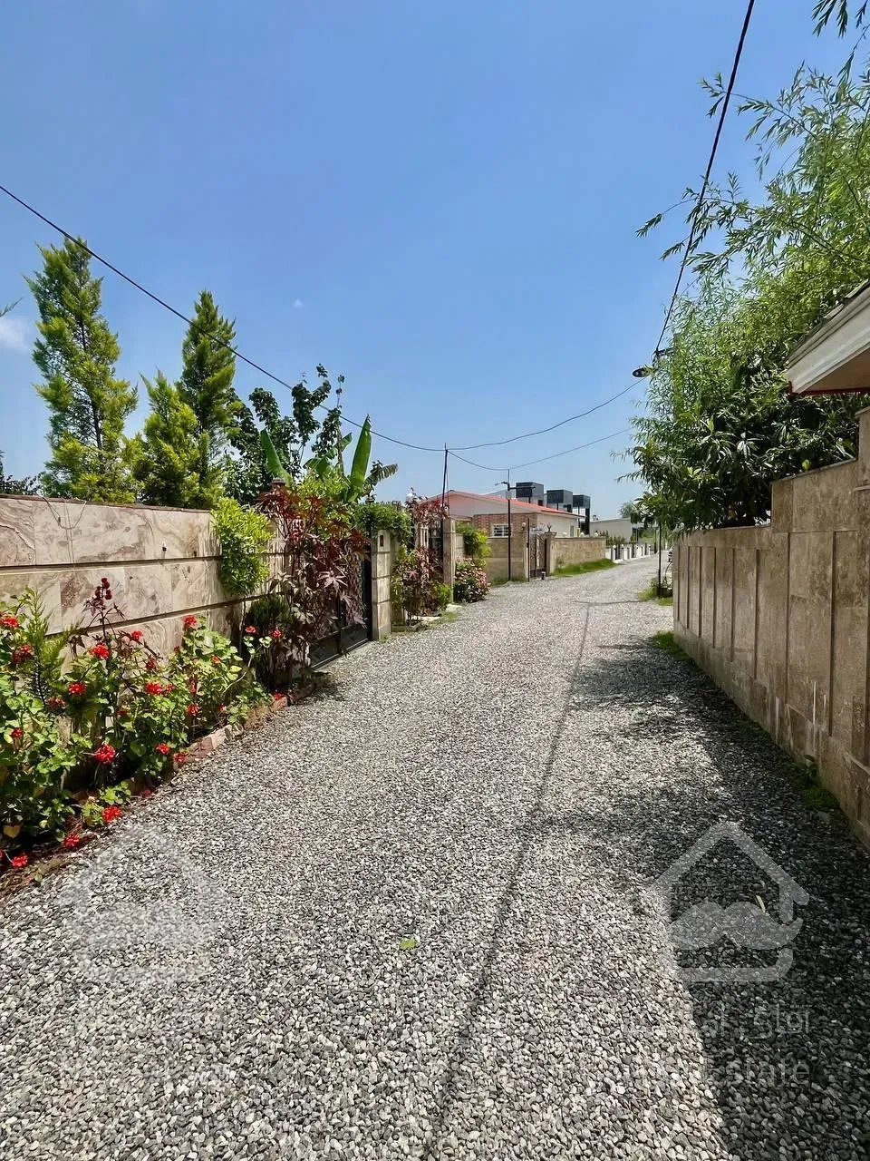 ویلاباغ 500متری مبله شهرکی دنج