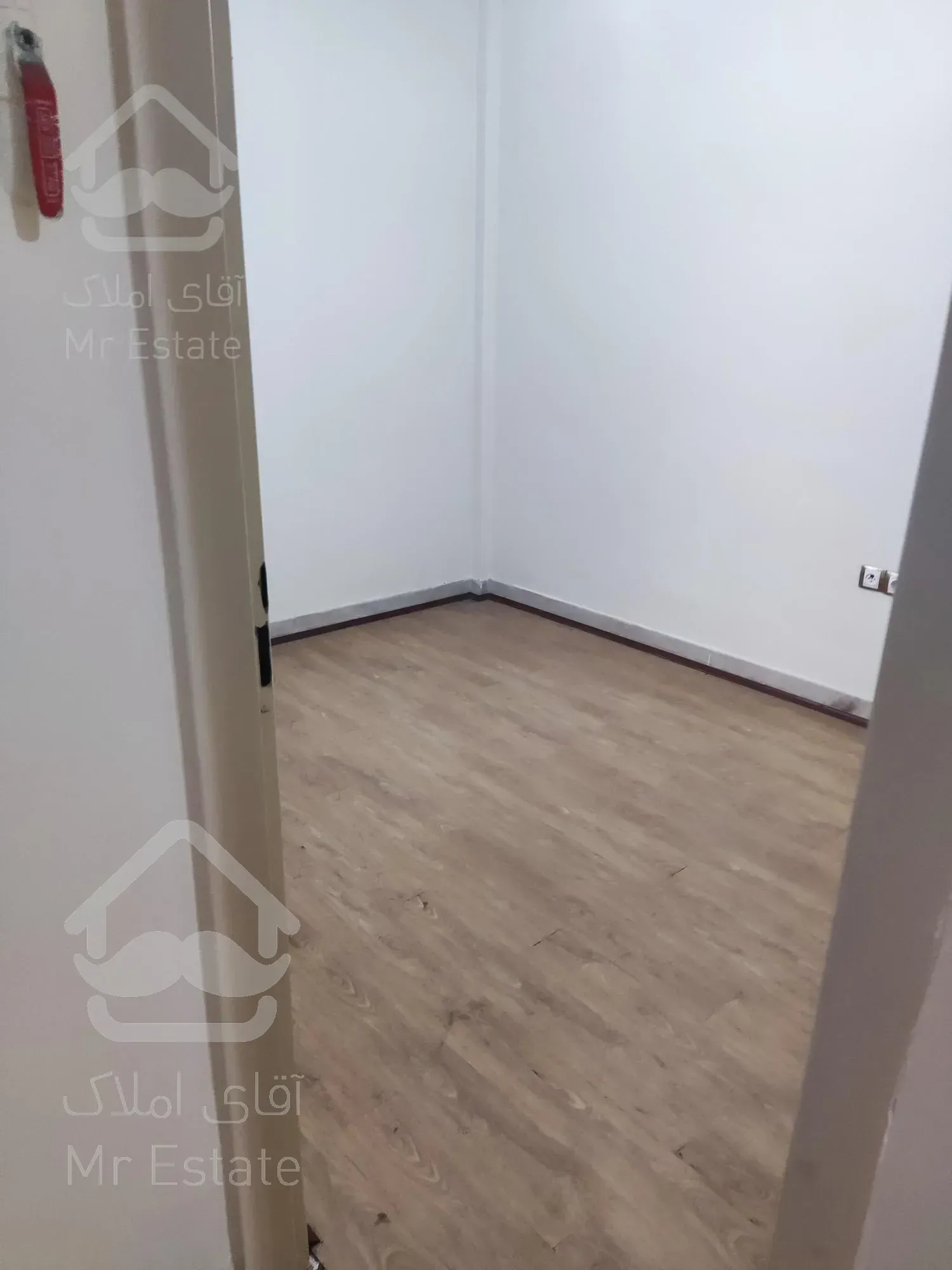 40متری تک واحدی پارکینگ و انباری شریعتی