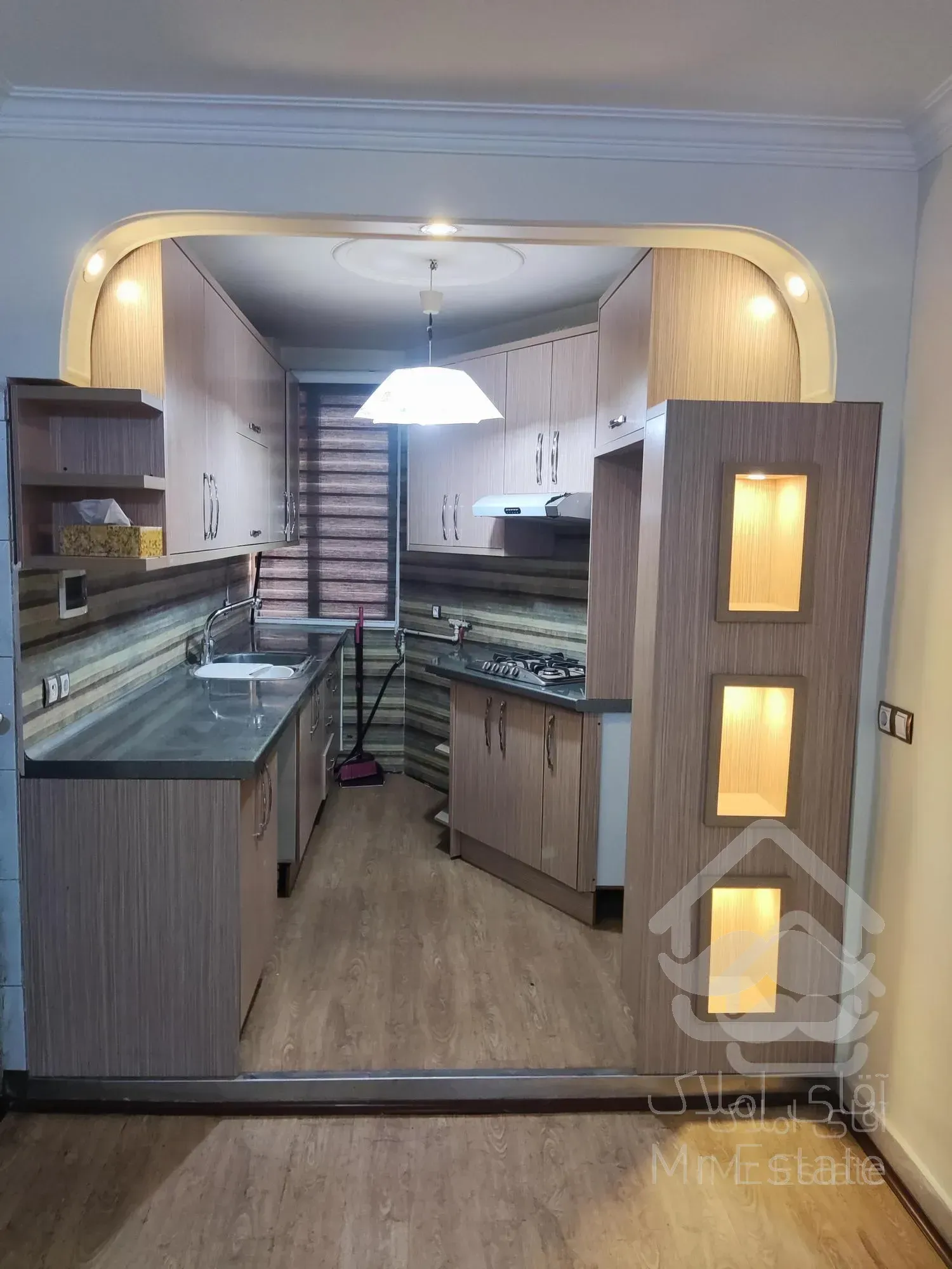 40متری تک واحدی پارکینگ و انباری شریعتی