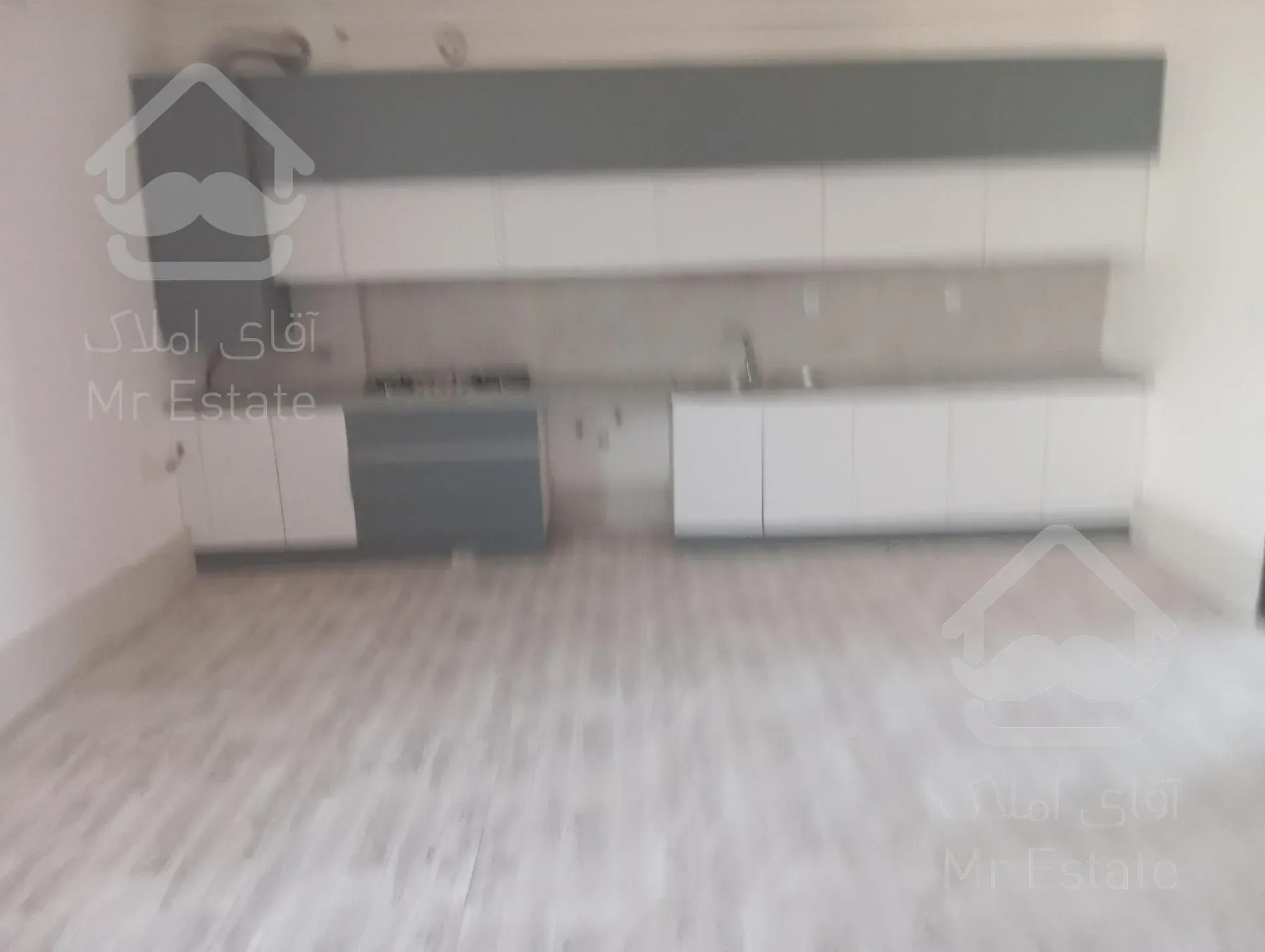 سلام 3طبقه 50متری