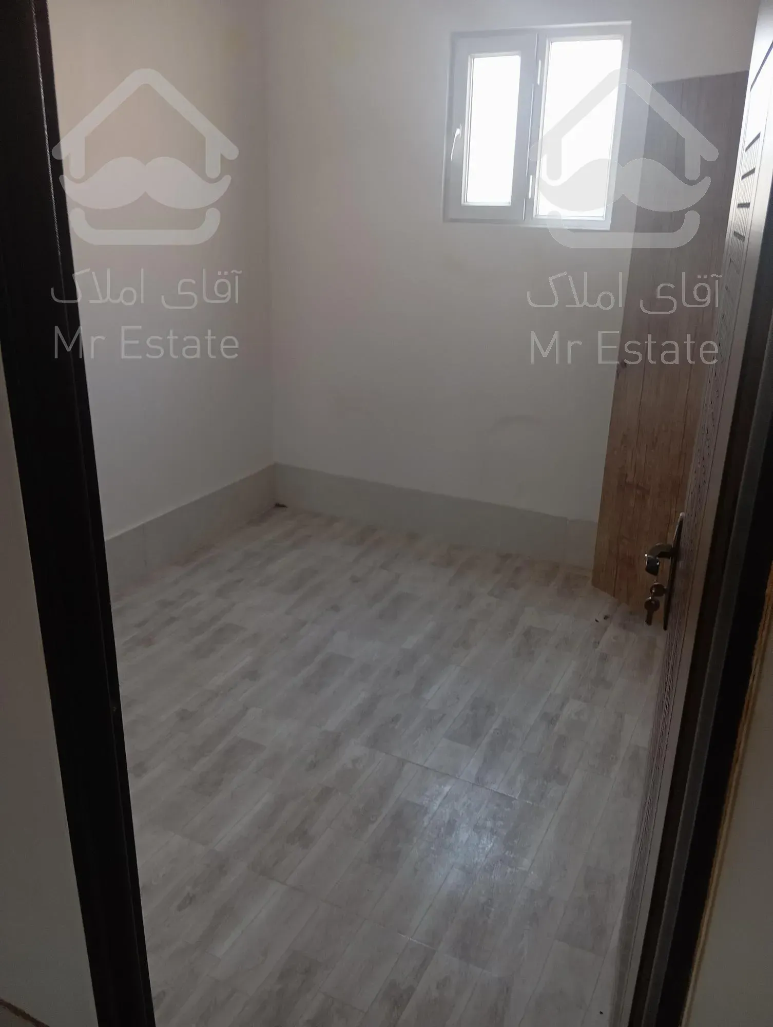 سلام 3طبقه 50متری