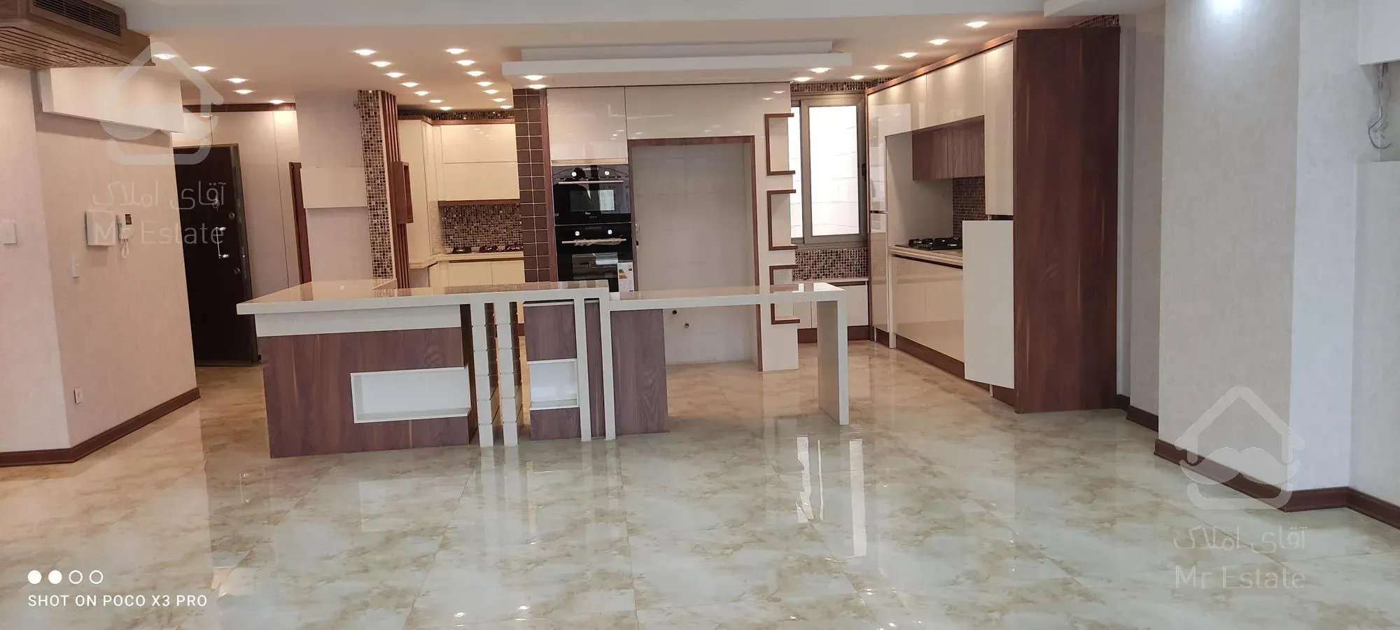 آپارتمان ۲۴۰ متری ۳ خواب زرگری