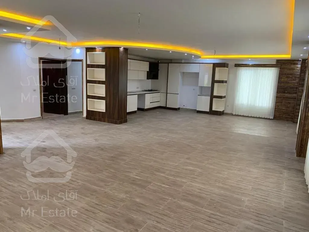 فروش ویلا ۳۶۰ متری شهرکی در محمود آباد