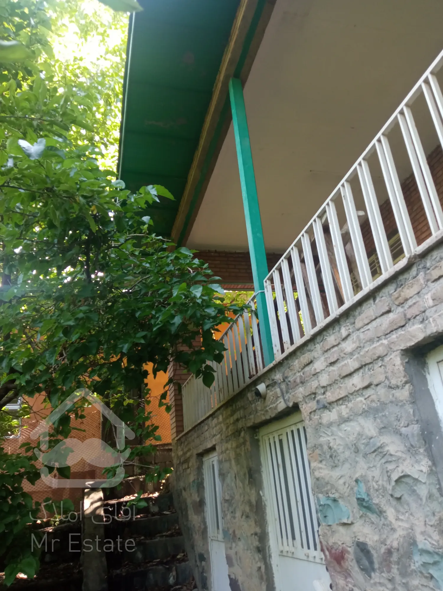 فروش باغ ویلا 904 متر با سند تکبرگ