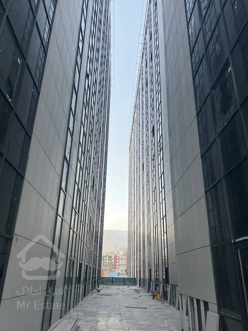 فروش واحد اداری 169متری/ مدرن و هوشمند/ تنها پارک اداری شهر تهران/ پونک