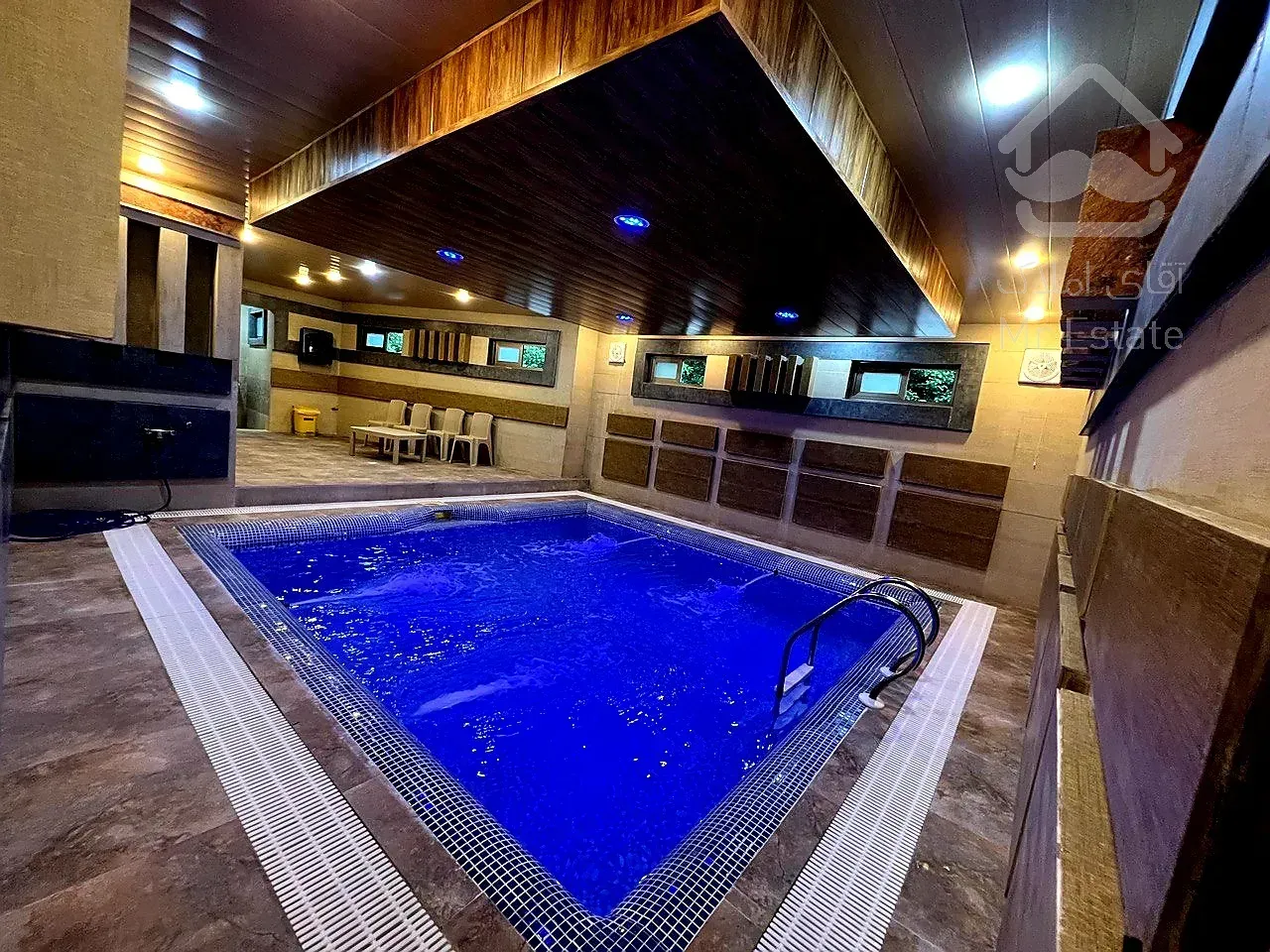 اگر دنبال ارامش در جای دنجی هستید این ویلا رو پیشنهاد میدم