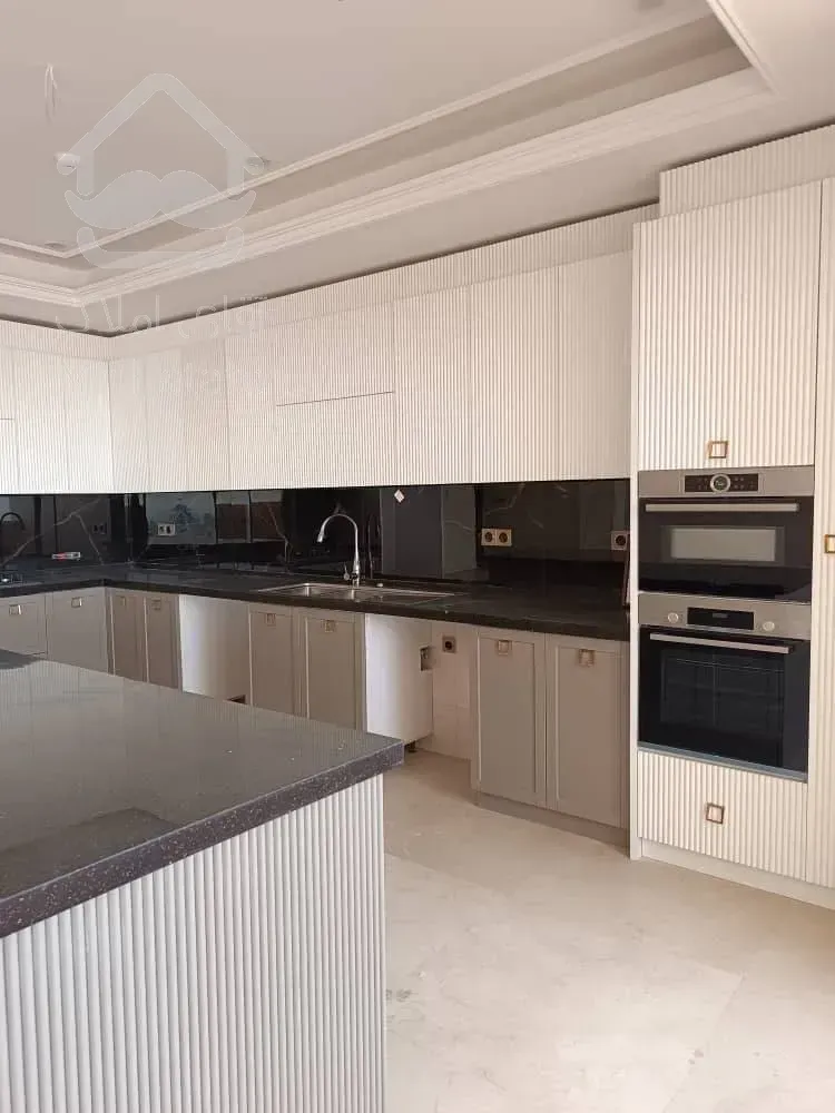 فروش آپارتمان ۲۱۸متری ویو دار رونیکا پالاس قیطریه