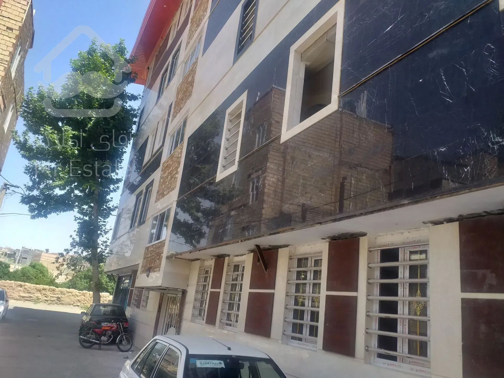 63متر دوخواب مستر املاک الهیه