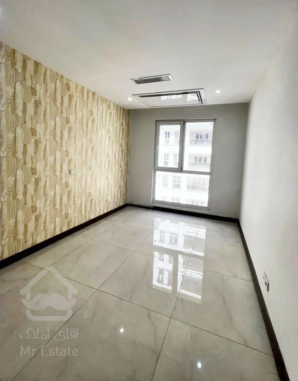 ۱۸۰ متر کینگ مستر / جنوبی نور خطی