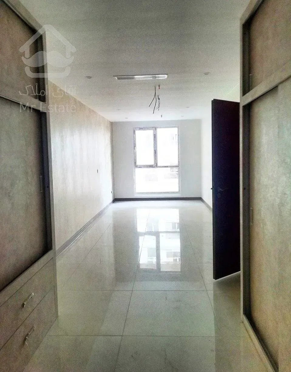 ۱۸۰ متر کینگ مستر / جنوبی نور خطی