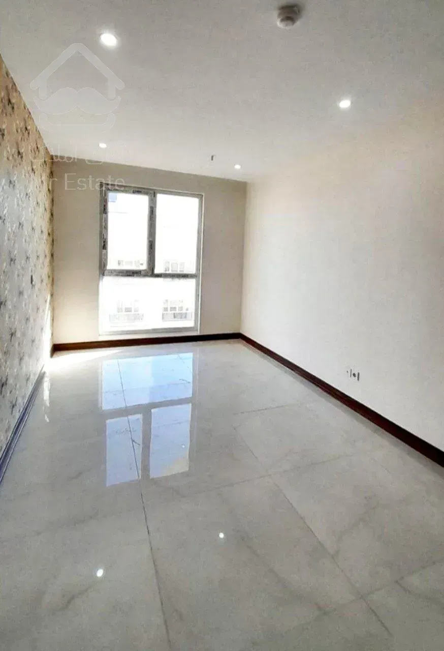 ۱۸۰ متر کینگ مستر / جنوبی نور خطی