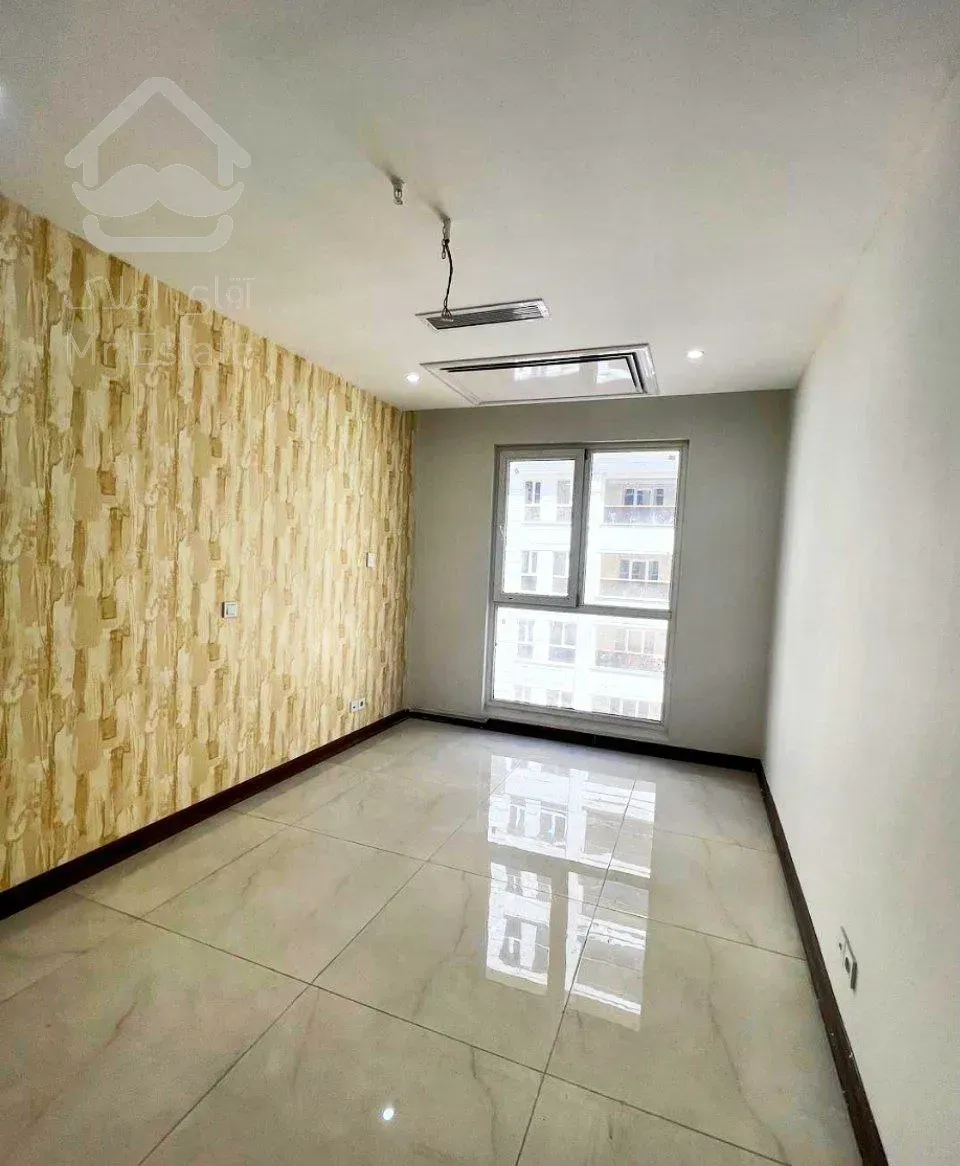 ۱۸۰ متر کینگ مستر / جنوبی نور خطی