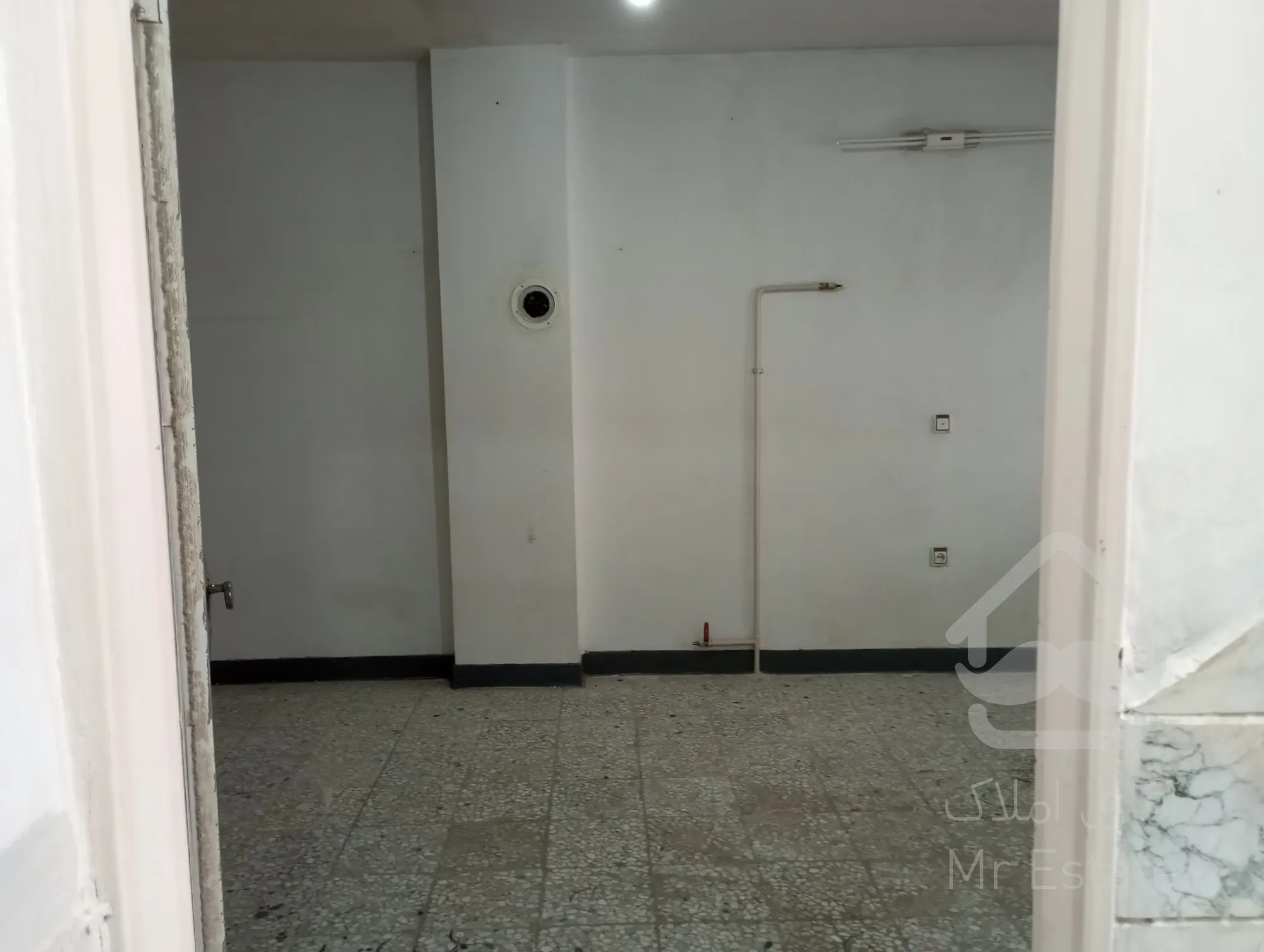 آپارتمان قدیمی ساز