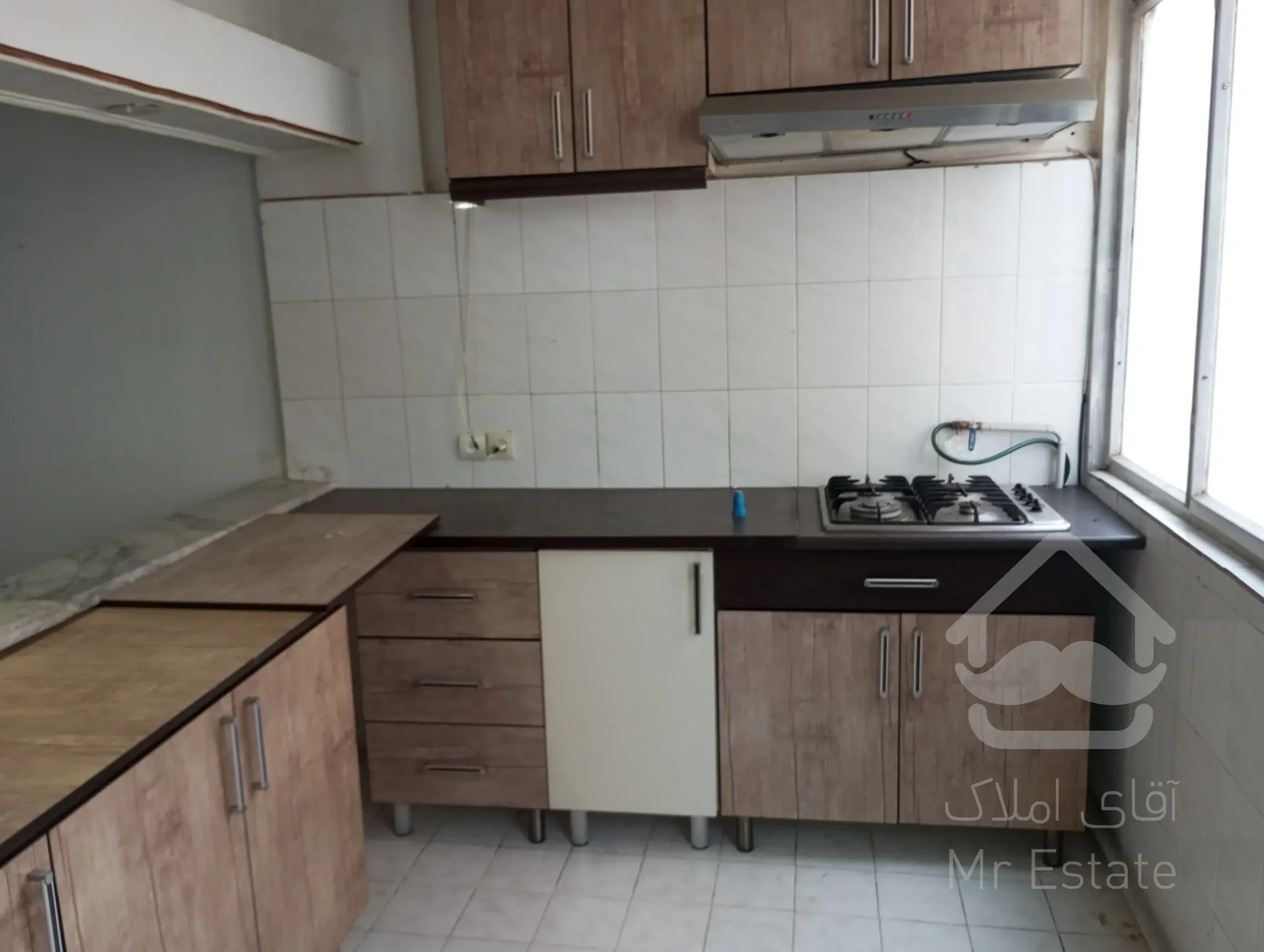 آپارتمان قدیمی ساز