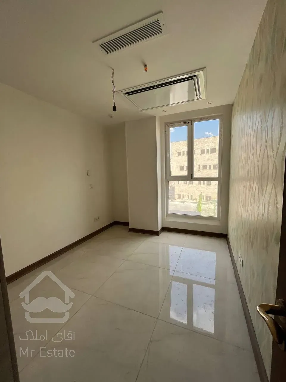 ۱۰۳ متر / کلید نخورده نقلی