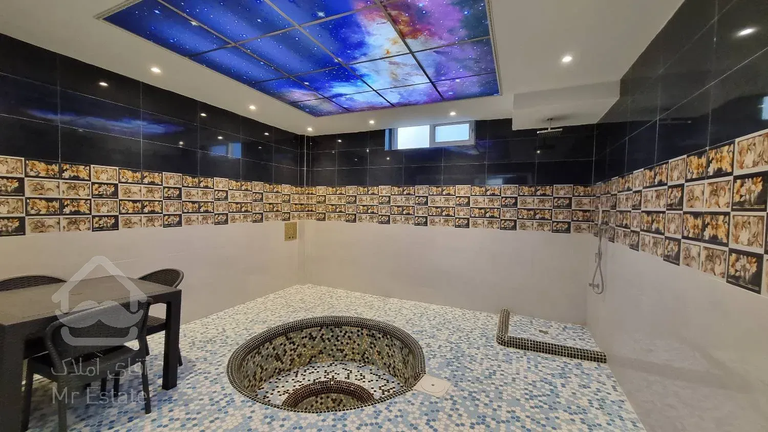 ویلای مدرن با استخر وجکوزی