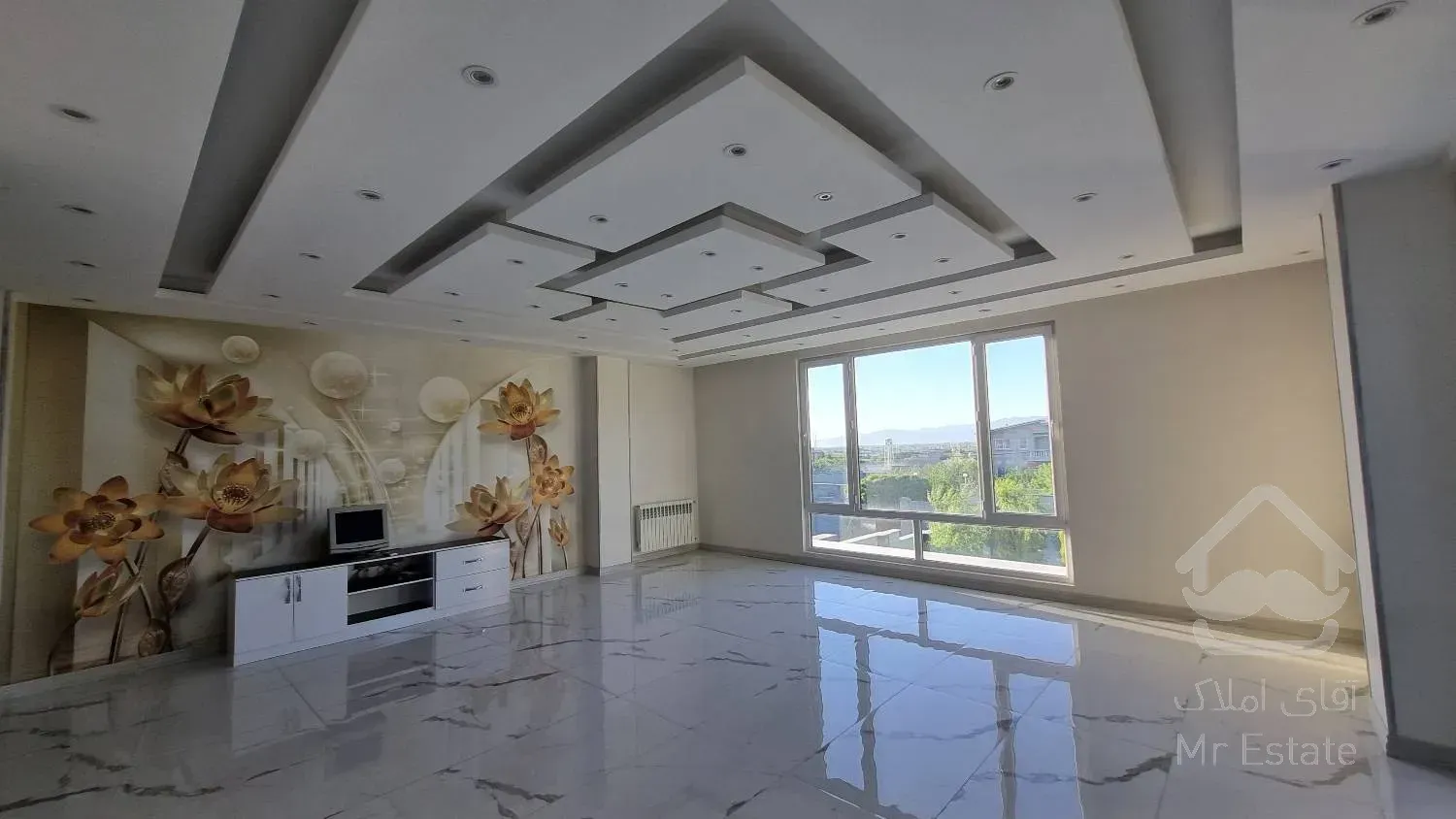 ویلای مدرن با استخر وجکوزی