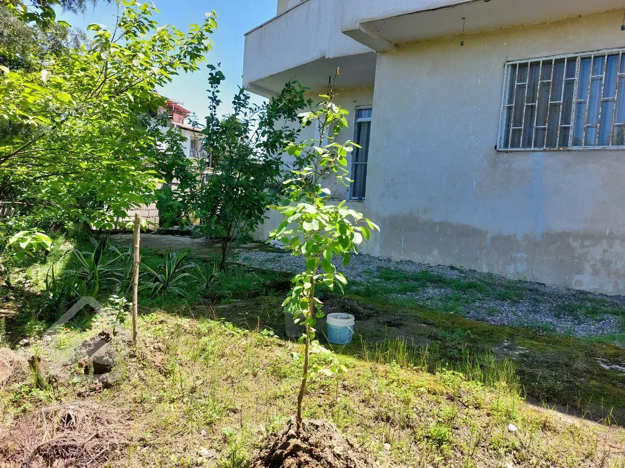 ۹۰۰مترباغ ویلادوبلکس لاکچری