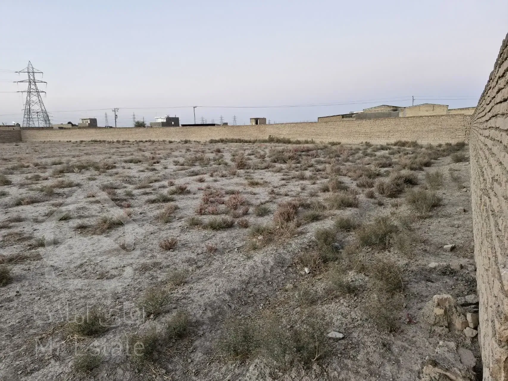 فروش زمین ۶۰۰ متر