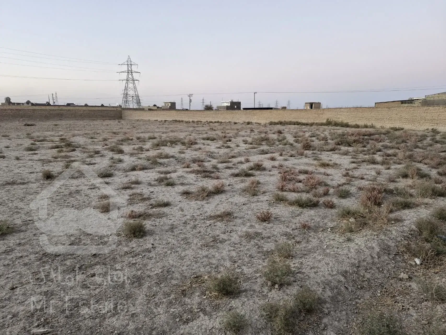 فروش زمین ۶۰۰ متر