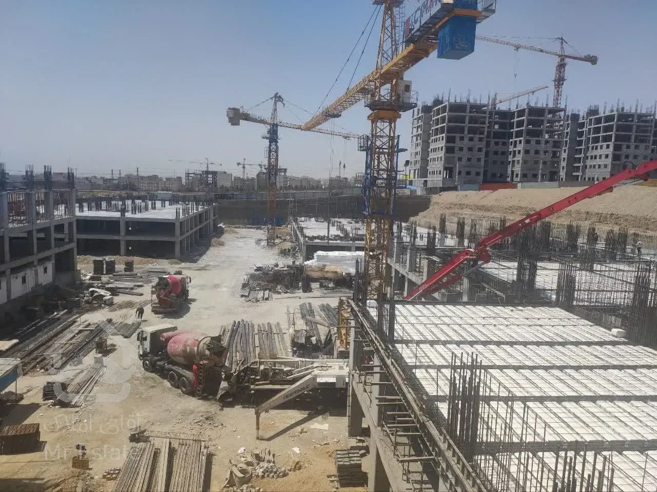 پیش فروش آپارتمان 133 در چیتگر اکازیون سند تک برگ