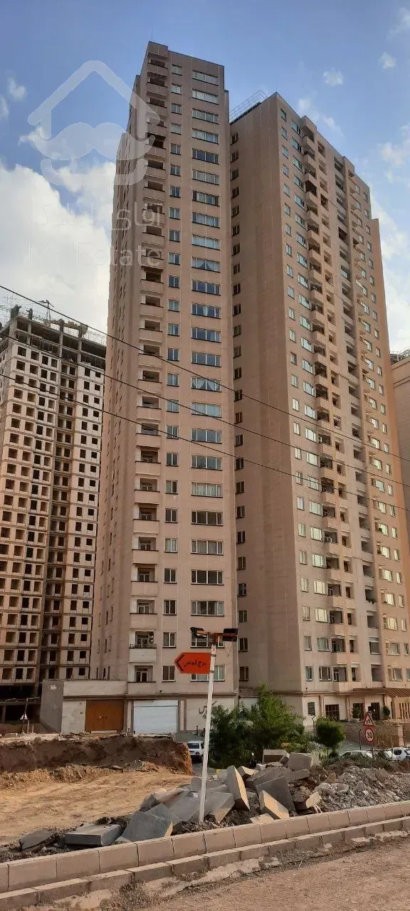 پیش فروش آپارتمان ۵۰ متر فروش سهامی سه دانگ سند تک برگ