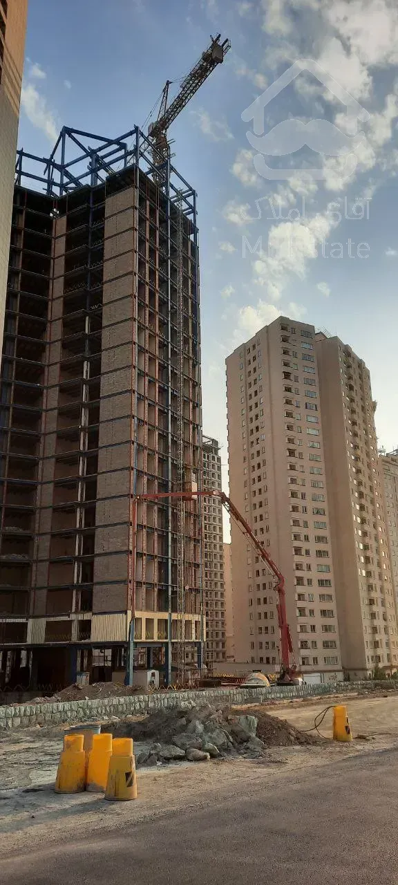 پیش فروش آپارتمان ۵۰ متر فروش سهامی سه دانگ سند تک برگ