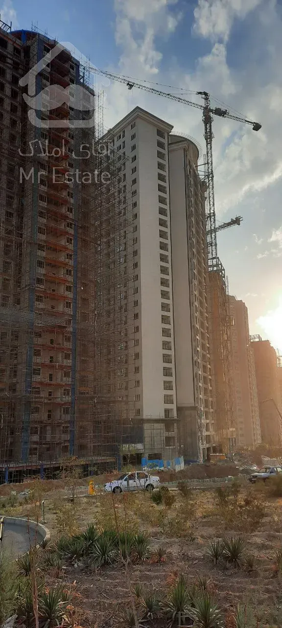 واحد ۱۰۹متری لاکچری در لوکیشن عالی سند تک برگ