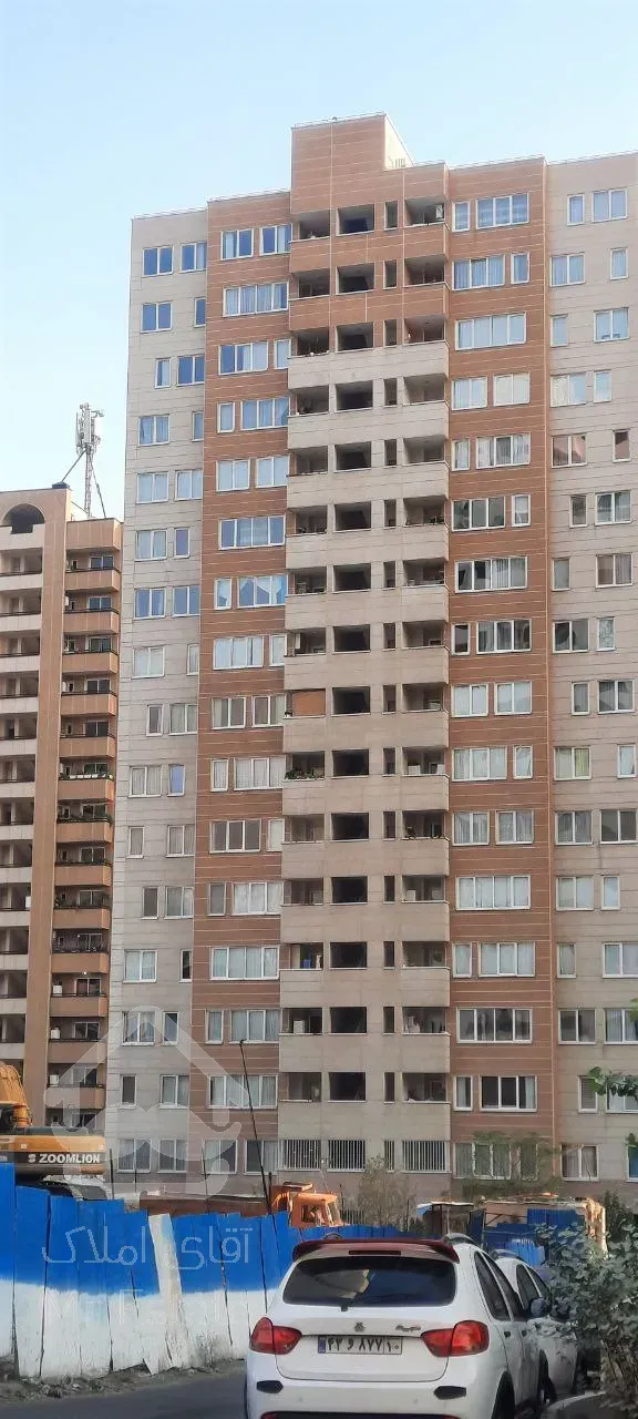 پیش فروش آپارتمان ۱۰۶ متری در چیتگر اکازیون سند تک برگ متریال لوکس