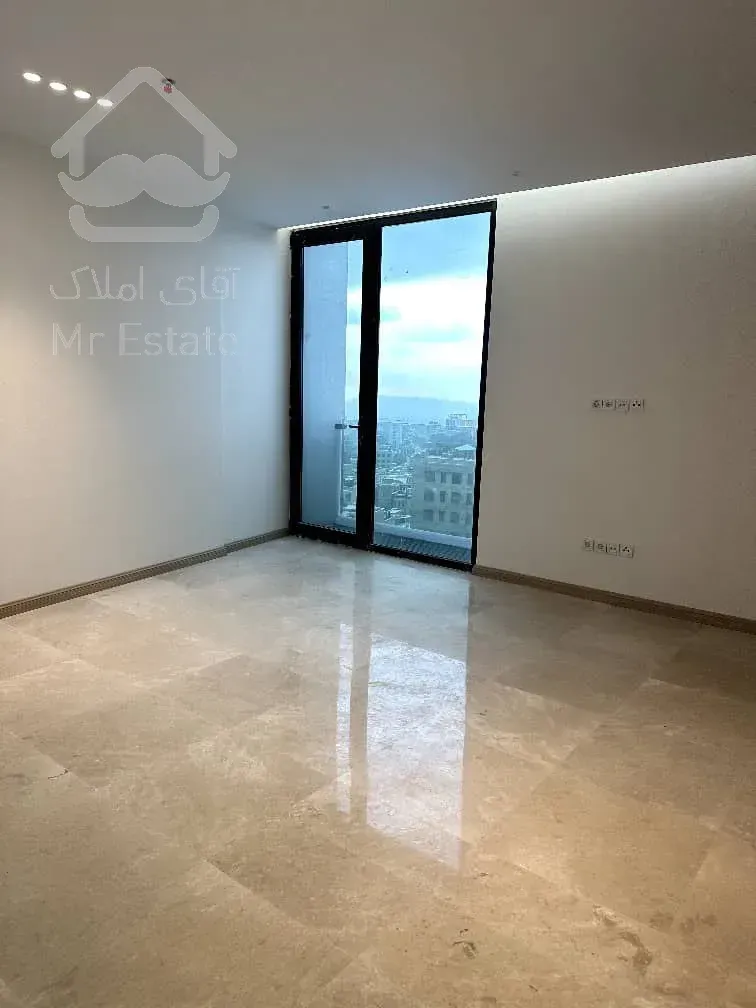 نیاوران ۳۰۰ متر سند اداری ، ۳ ساله ، تمامی مشاغل