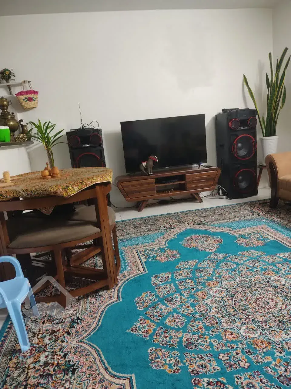 اپارتمان فوق واقع در شهرک گلستان ظهیراباد میباشد دسترسی