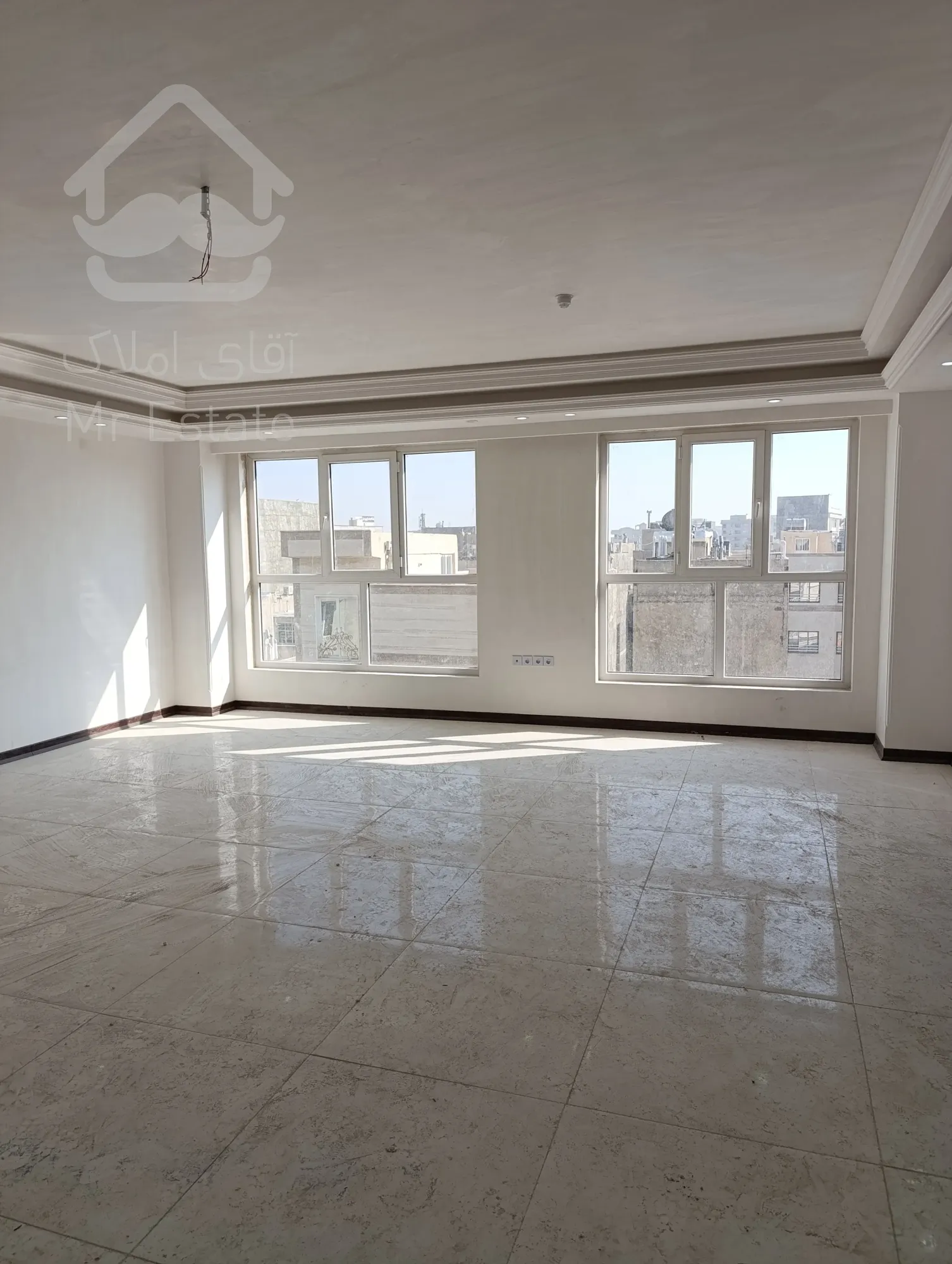 فروش آپارتمان تک واحدی اسلامشهر مطهری