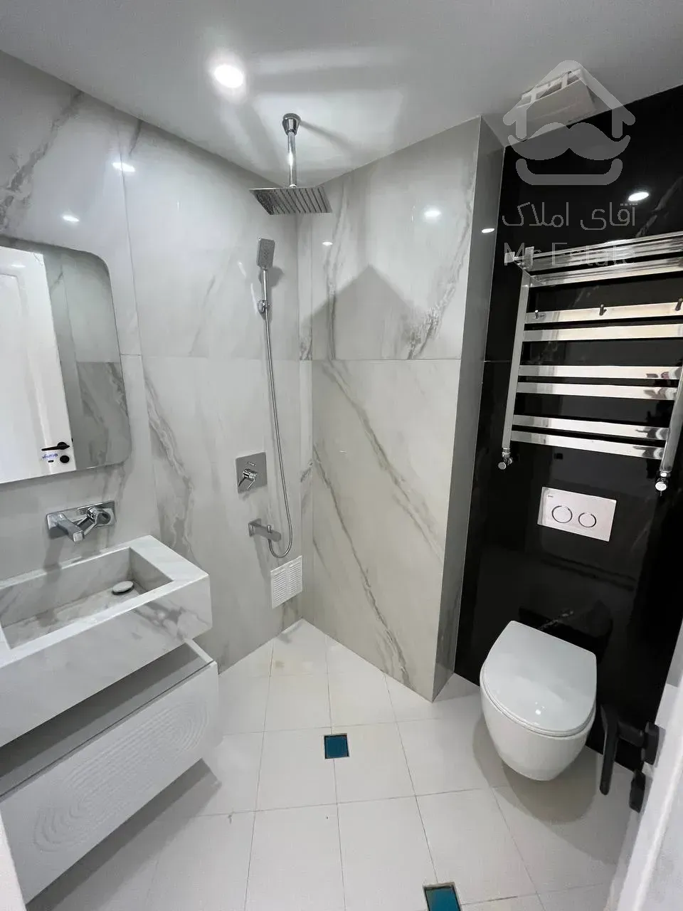 فروش 5 واحد111 متری در تاپ لوکیشن به همراه دو واحد تجاری به صورت یکجا